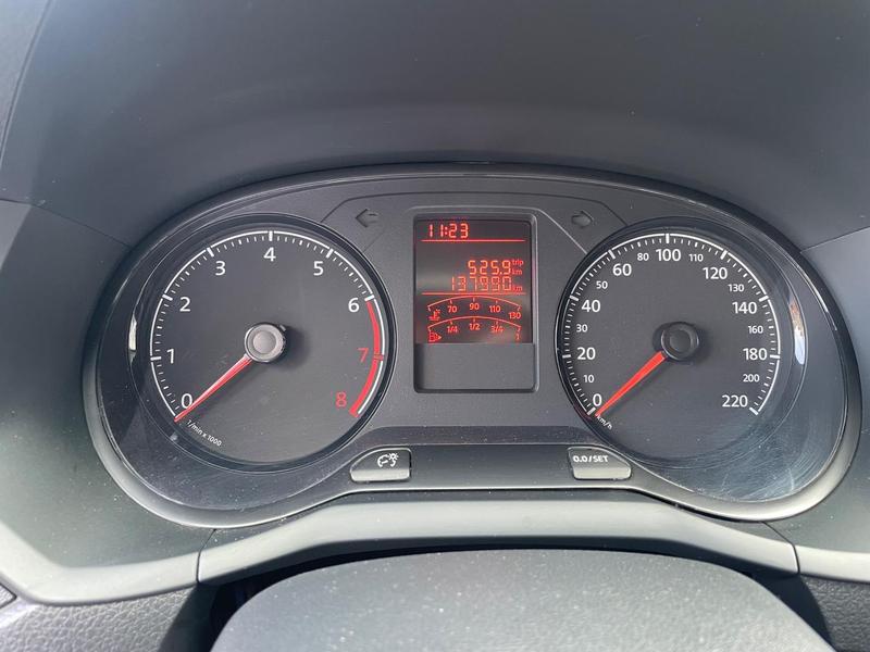 Volkswagen Voyage MPI - foto 9