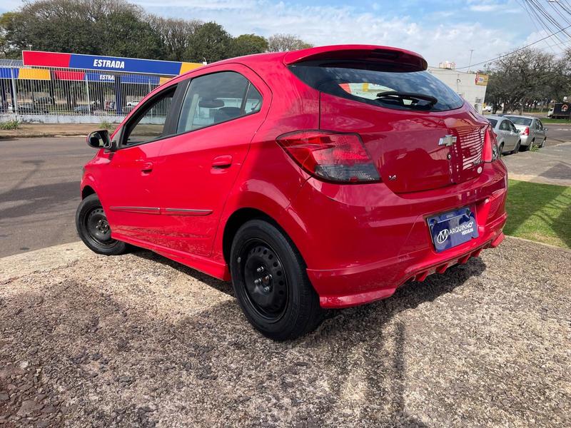 Chevrolet Onix Hatch Ls 1.0 8V Flexpower 5P Mec. - foto 7
