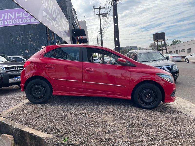 Chevrolet Onix Hatch Ls 1.0 8V Flexpower 5P Mec. - foto 11