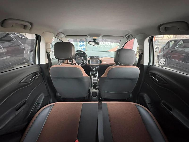 Chevrolet Onix 14mt Act - foto 15