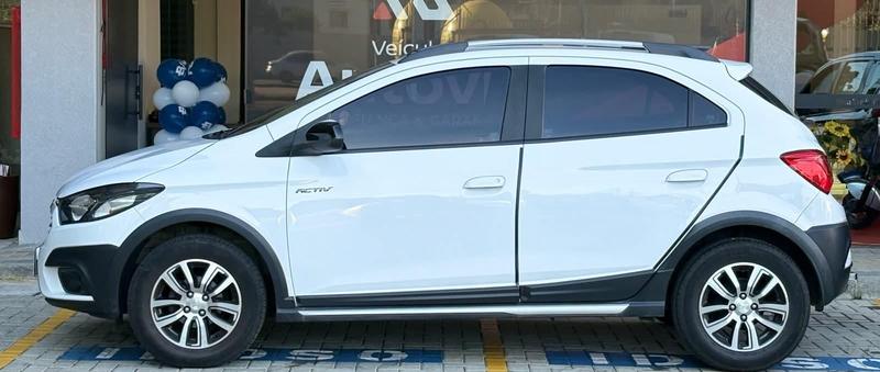 Chevrolet Onix 14mt Act - foto 7