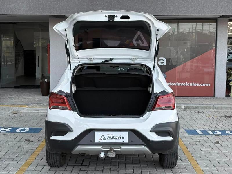 Chevrolet Onix 14mt Act - foto 8