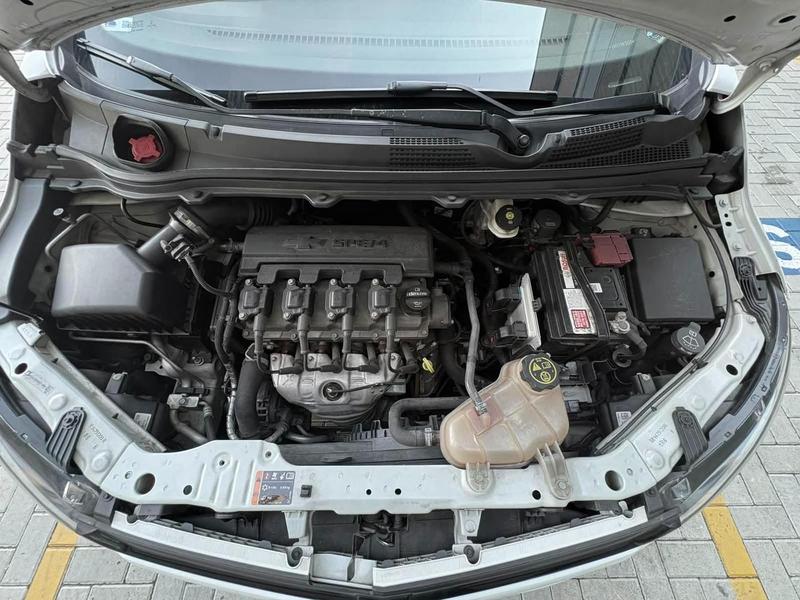 Chevrolet Onix 14mt Act - foto 18