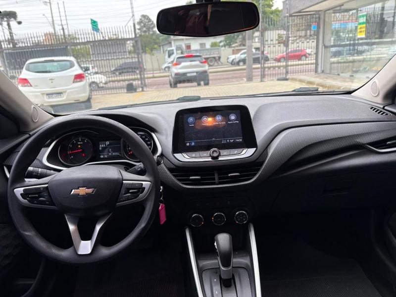 Chevrolet Onix Plus 10tat - foto 9
