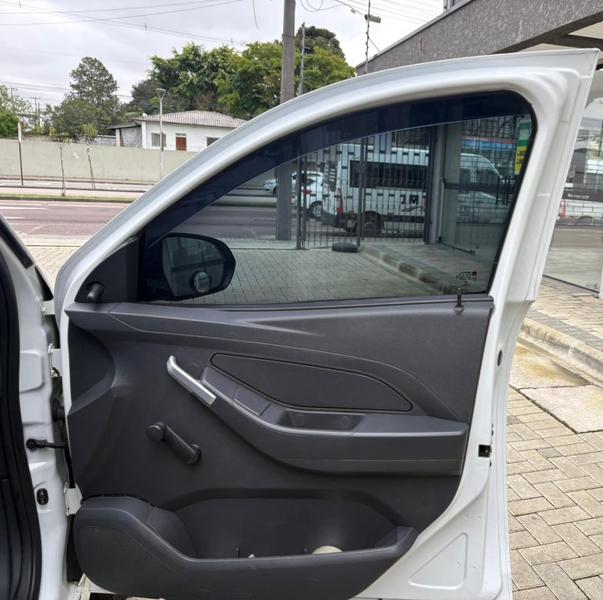 Chevrolet Montana Ls1 - foto 10