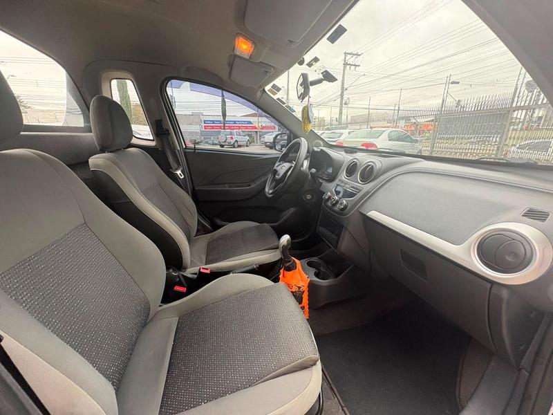 Chevrolet Montana Ls1 - foto 11