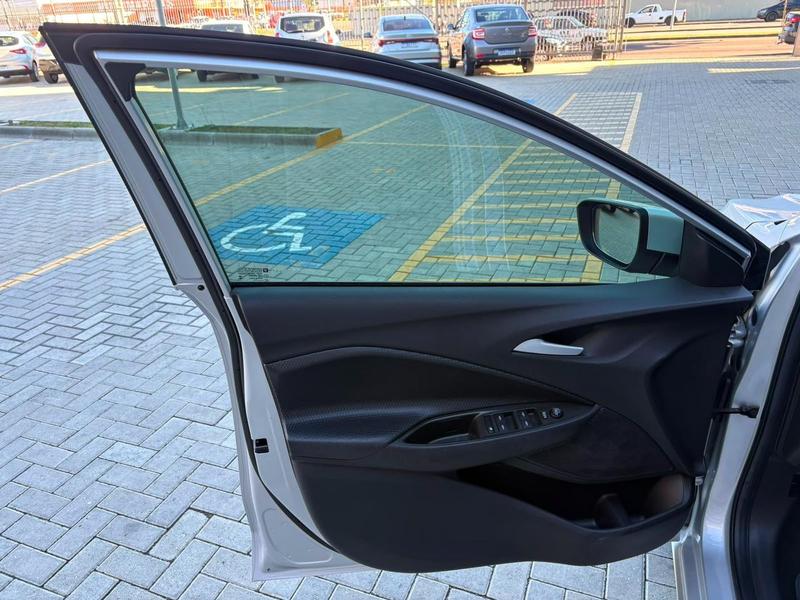 Chevrolet Onix Plus 10mt - foto 7
