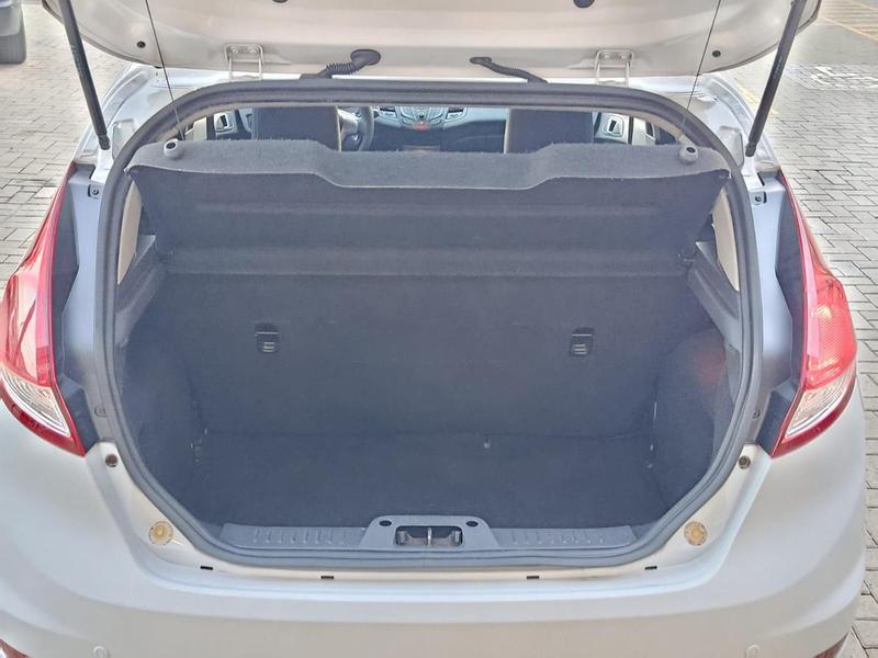 Ford Fiesta Ha 16l Se - foto 8