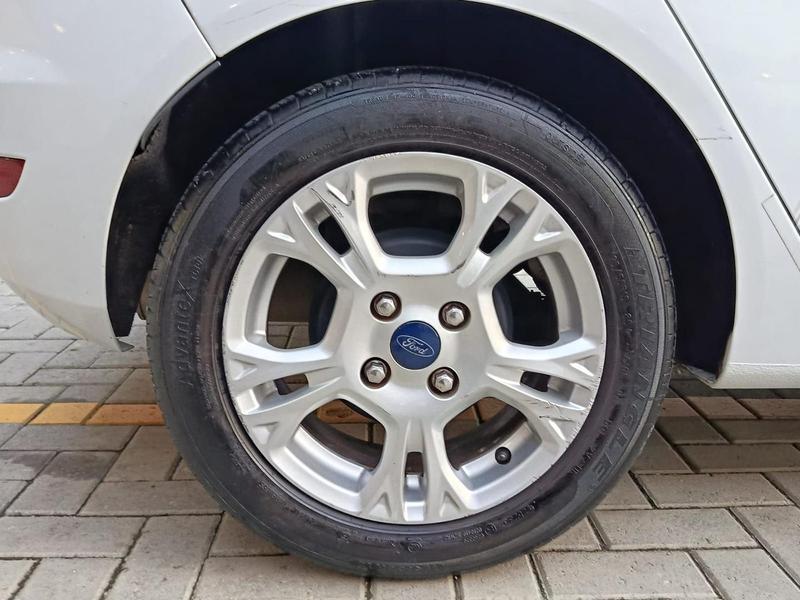 Ford Fiesta Ha 16l Se - foto 10