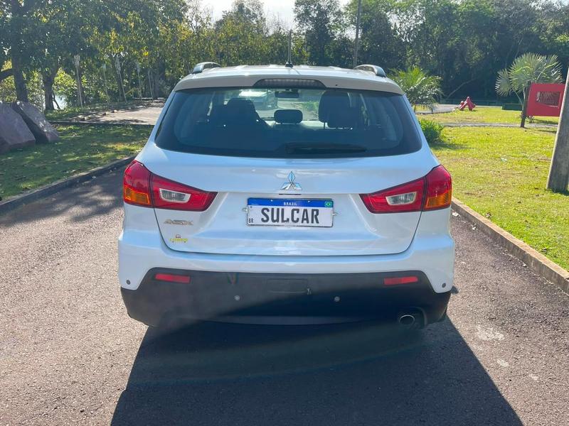 Mitsubishi ASX 2.0 16V 4X4 160cv Automático - foto 5