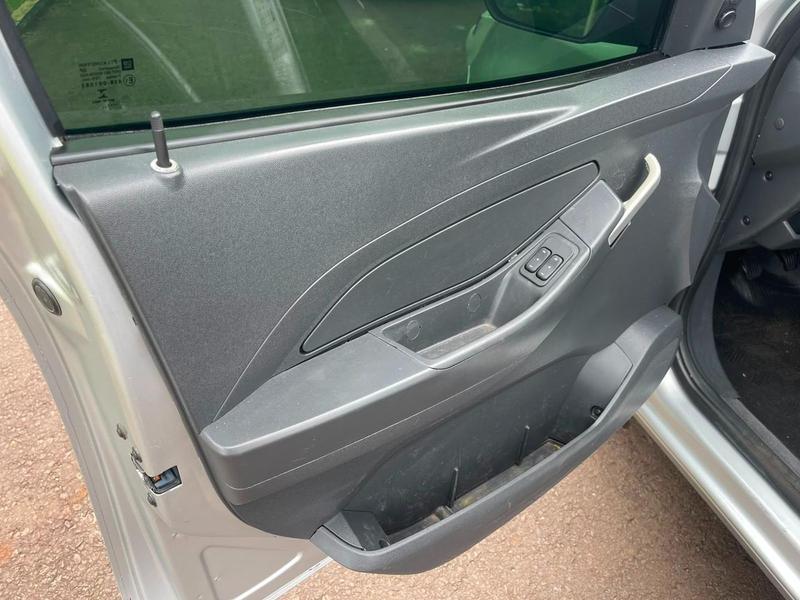 Chevrolet Montana Ls - foto 8