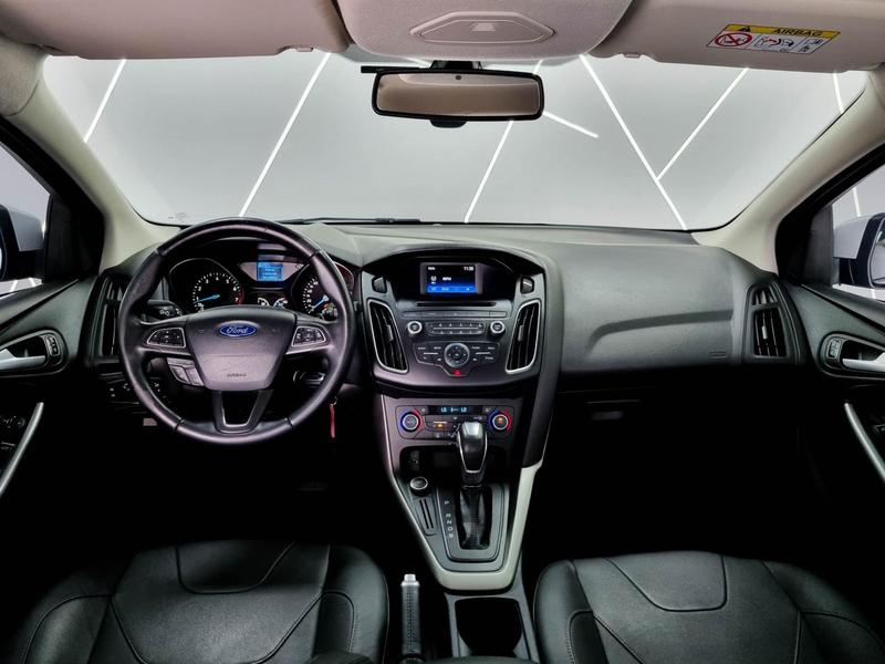 Ford Focus Se At 2.0hc - foto 9