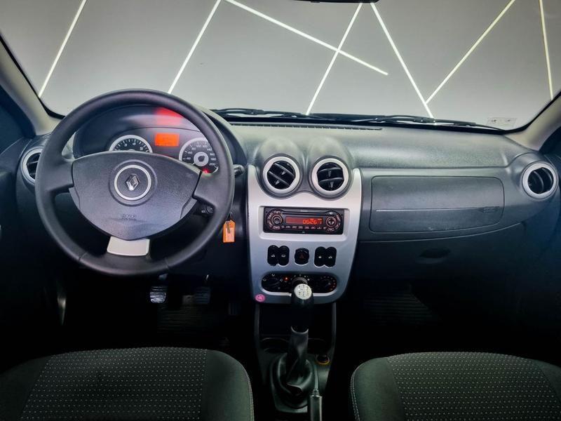 Renault Sandero Stepway - foto 11