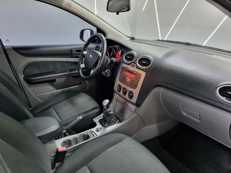Ford Focus Sedan 1.6 1.6 Flex 8V 16V 4P Mec. - foto 11