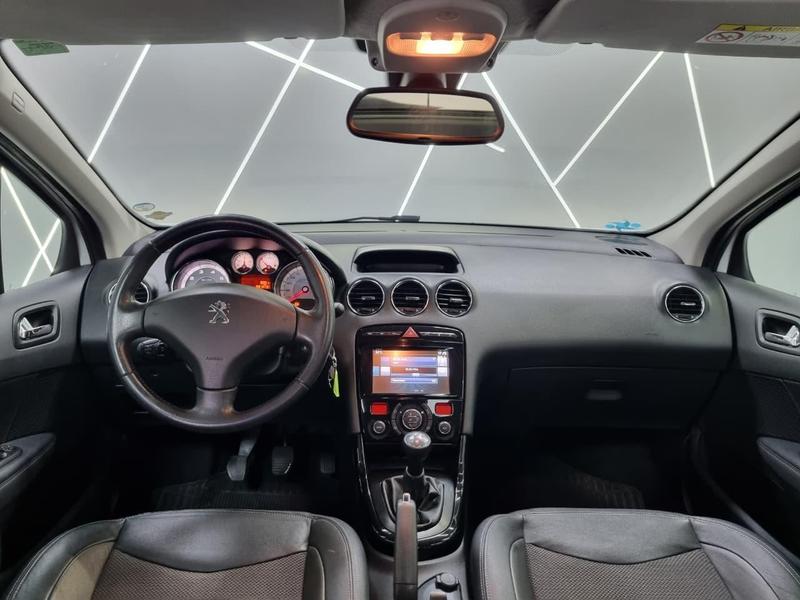 Peugeot 308 Allure - foto 11