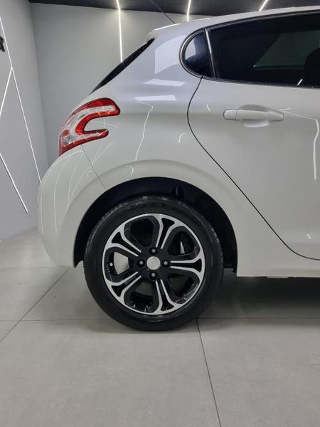 Peugeot 208 Griffe - foto 7