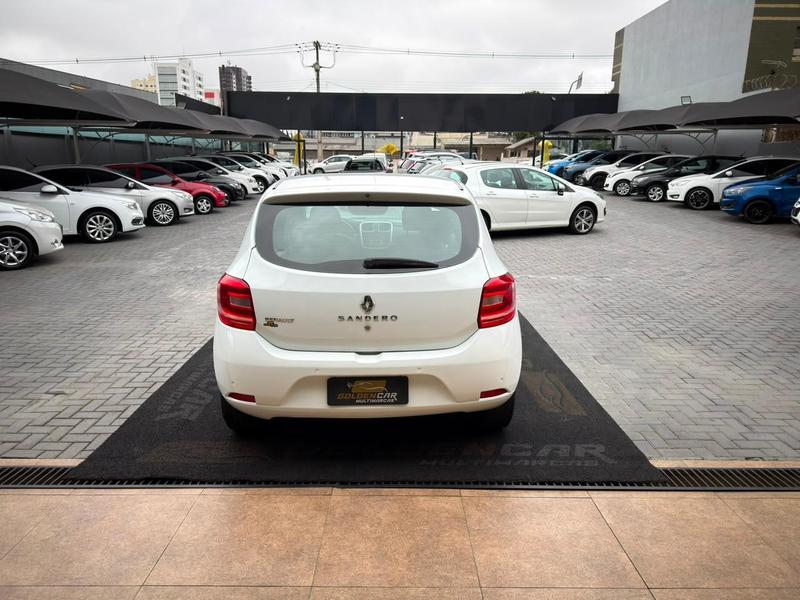Renault Sandero Expression 1.0 - foto 5