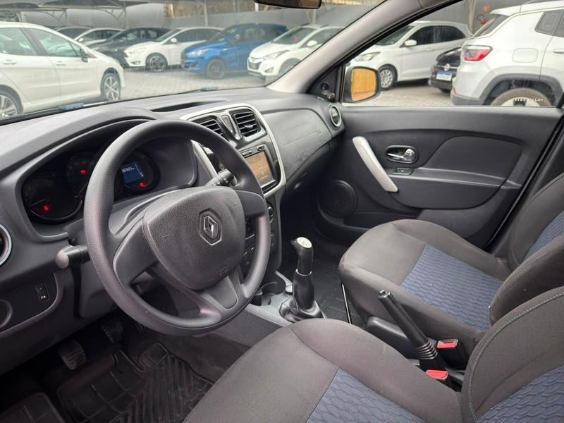 Renault Sandero Expression 1.0 - foto 7