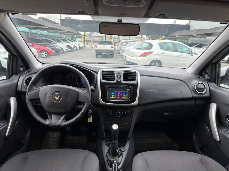 Renault Sandero Expression 1.0 - foto 8