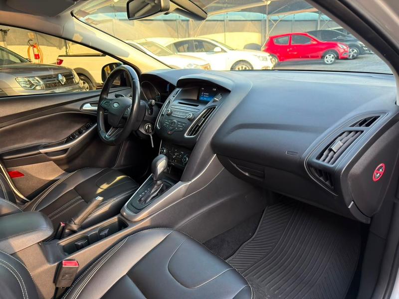 Ford Focus Se At 2.0sc - foto 11