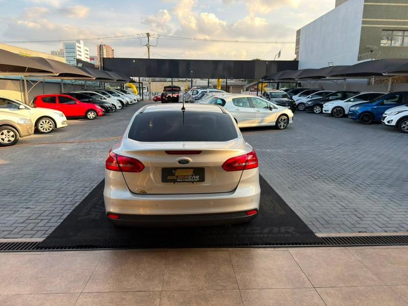 Ford Focus Se At 2.0sc - foto 5