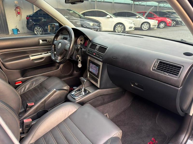 Volkswagen Golf Sportline 2.0 - foto 13
