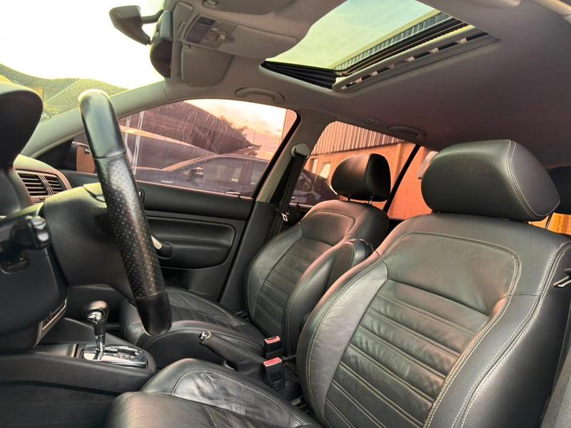 Volkswagen Golf Sportline 2.0 - foto 8