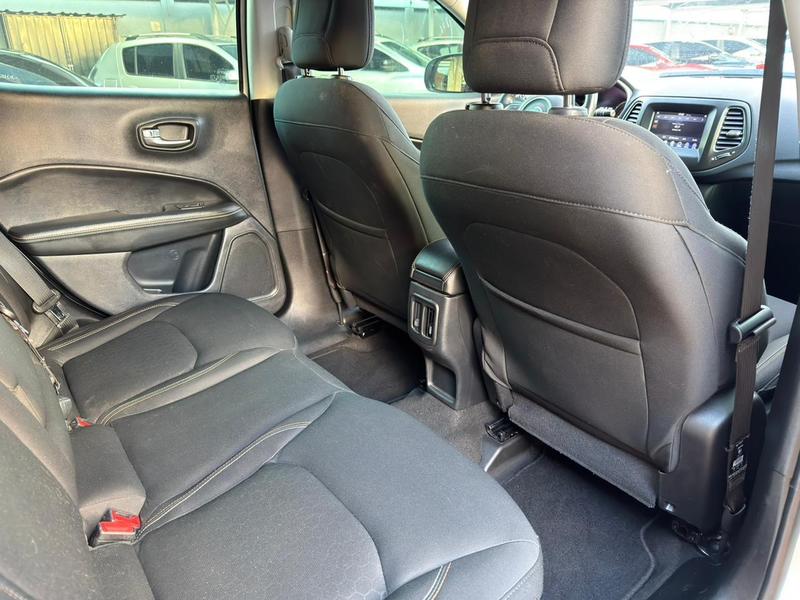 Jeep Compass Sport F - foto 12