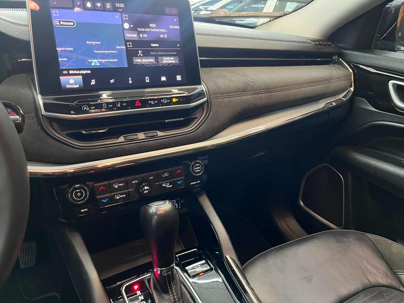 Jeep Commander Lim T270 - foto 19