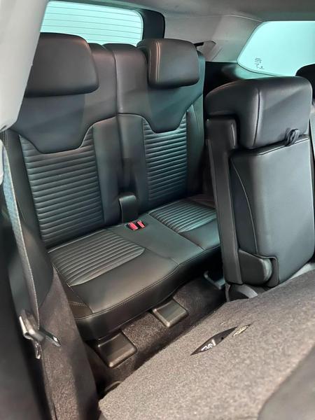 Jeep Commander Lim T270 - foto 14