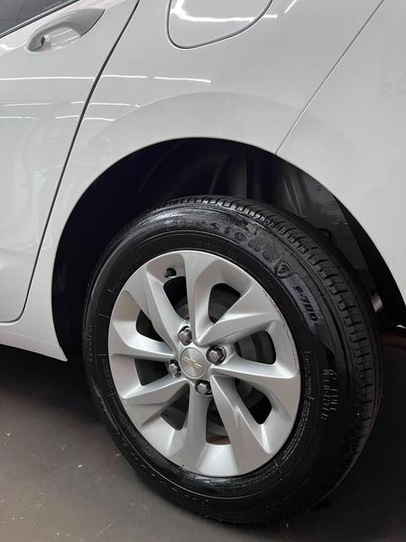 Chevrolet Onix 10mt - foto 13