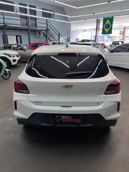 Chevrolet Onix 10mt - foto 5