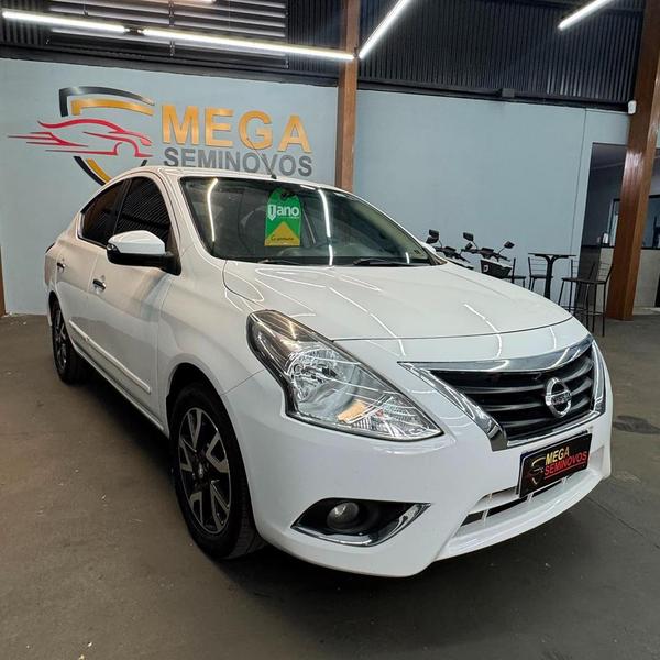 Nissan Versa 16uniquecvt - foto 3
