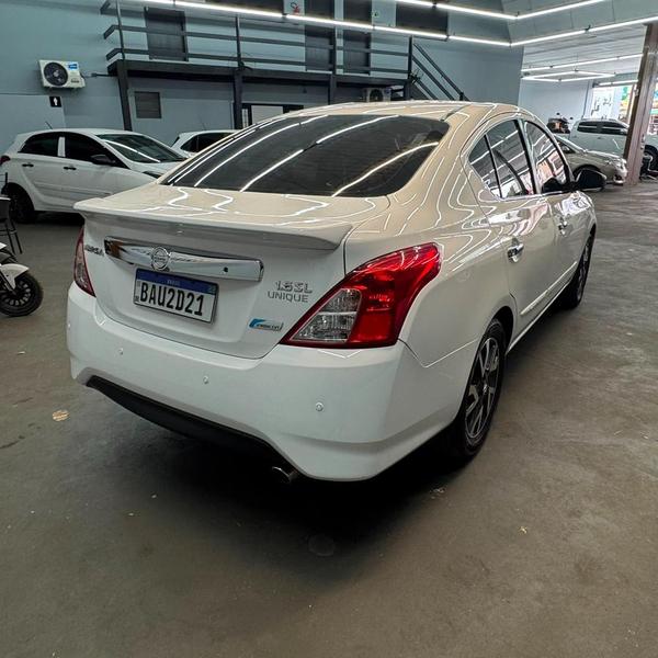 Nissan Versa 16uniquecvt - foto 6