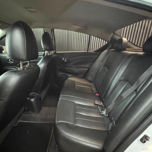 Nissan Versa 16uniquecvt - foto 10