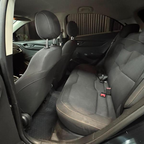 Chevrolet Onix 10mt LT - foto 9