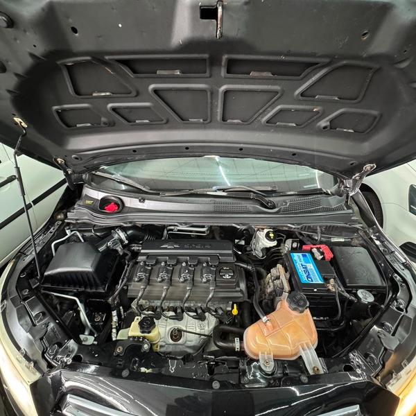 Chevrolet Onix 10mt LT - foto 12