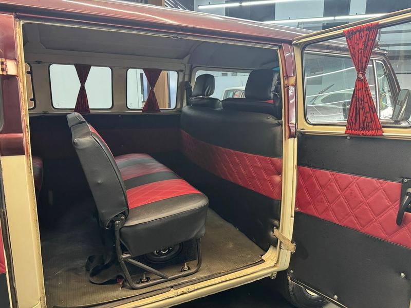 Volkswagen Kombi - foto 9