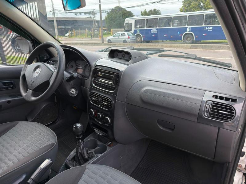 Fiat Palio Weekend Adventure 1.8 16V - foto 15