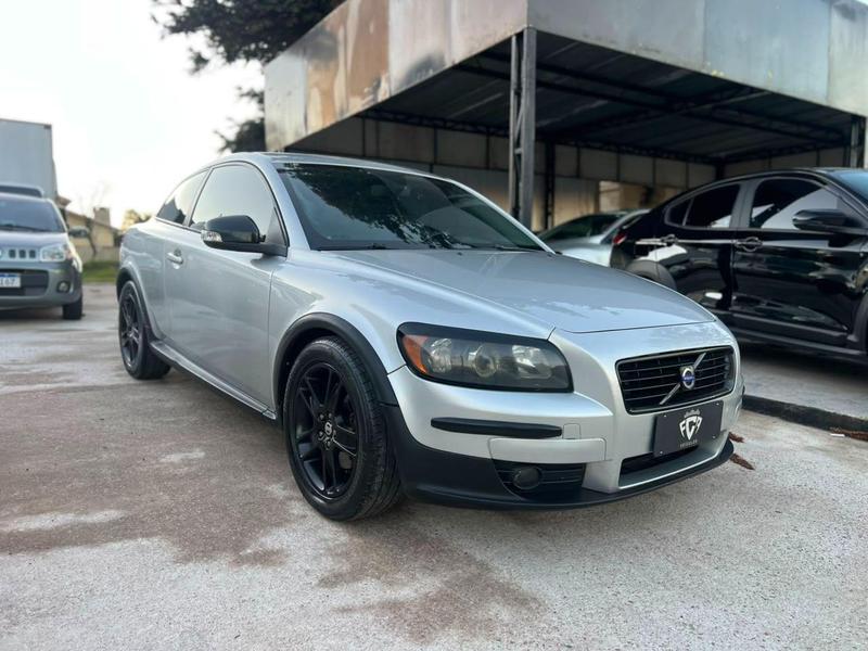 VOLVO C-30 2.4I(AUT.) 2P