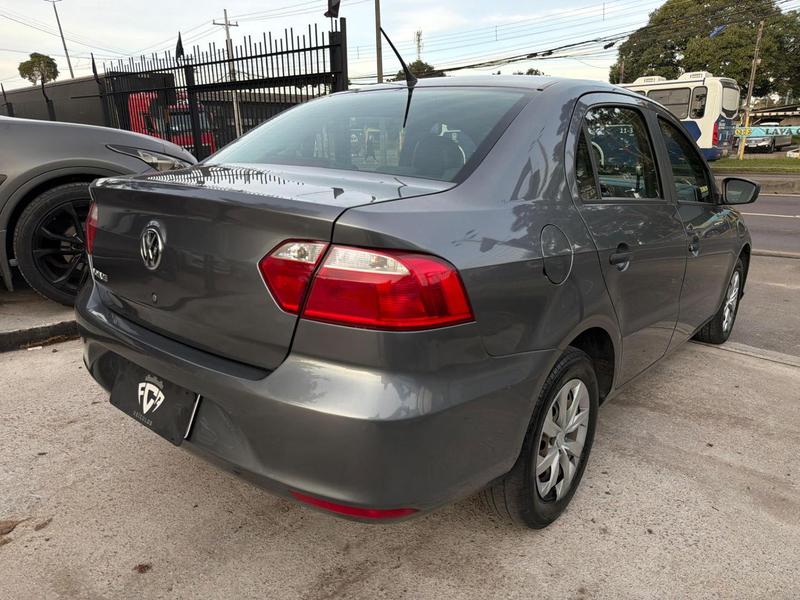 Volkswagen Voyage 10l - foto 4