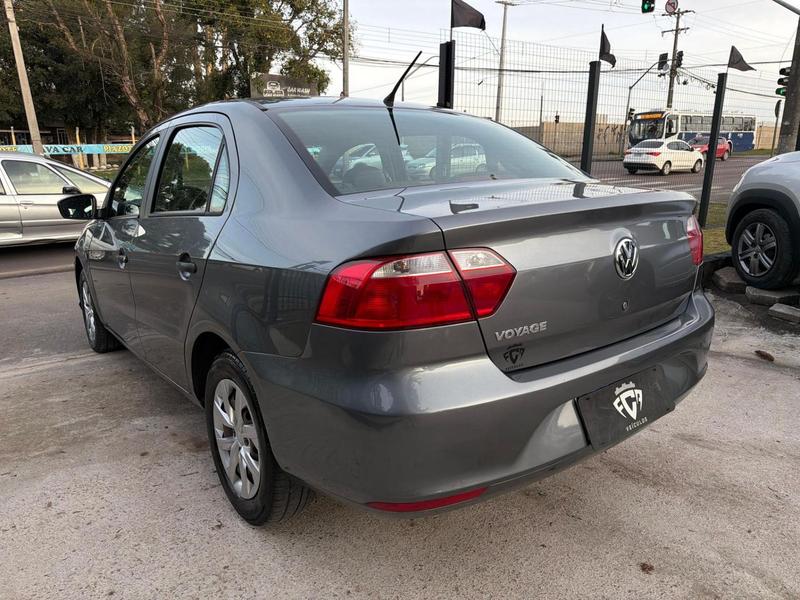 Volkswagen Voyage 10l - foto 6