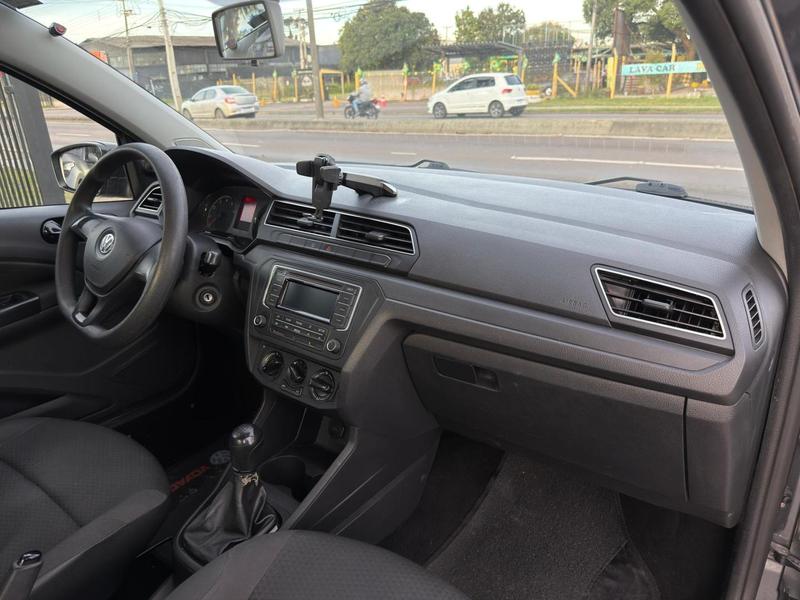 Volkswagen Voyage 10l - foto 11