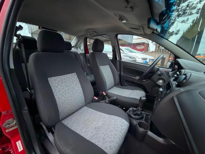 Ford Fiesta 1.6 MPI Class Sedan 8V Flex 4P Manual - foto 12