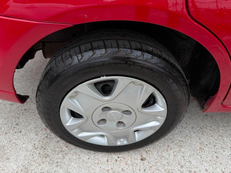 Ford Fiesta 1.6 MPI Class Sedan 8V Flex 4P Manual - foto 16