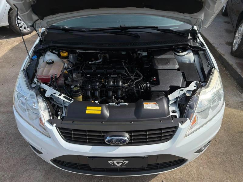 Ford Focus Sedan 1.6 1.6 Flex 8V 16V 4P Mec. - foto 20