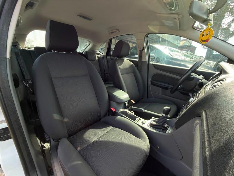 Ford Focus Sedan 1.6 1.6 Flex 8V 16V 4P Mec. - foto 17