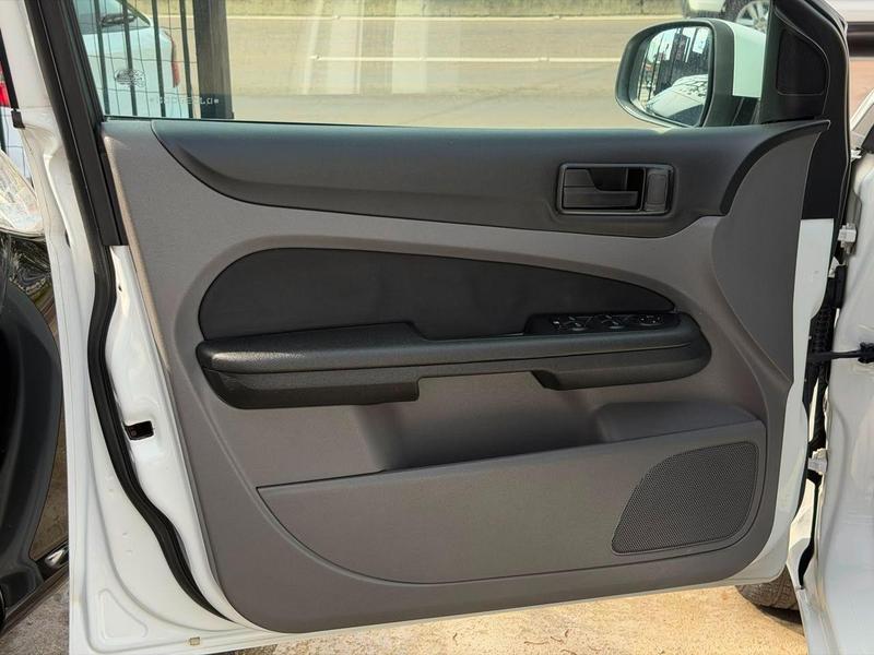 Ford Focus Sedan 1.6 1.6 Flex 8V 16V 4P Mec. - foto 10