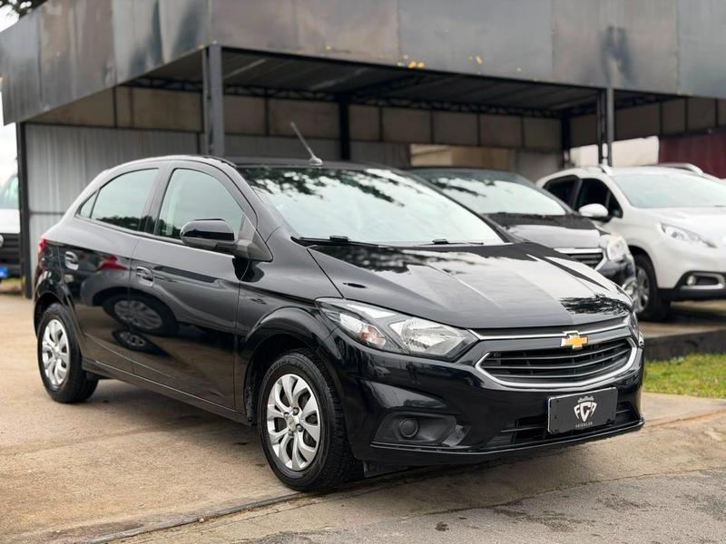 Chevrolet Onix Hatch LT 1.0 8V Flexpower 5P Mec. - foto 3