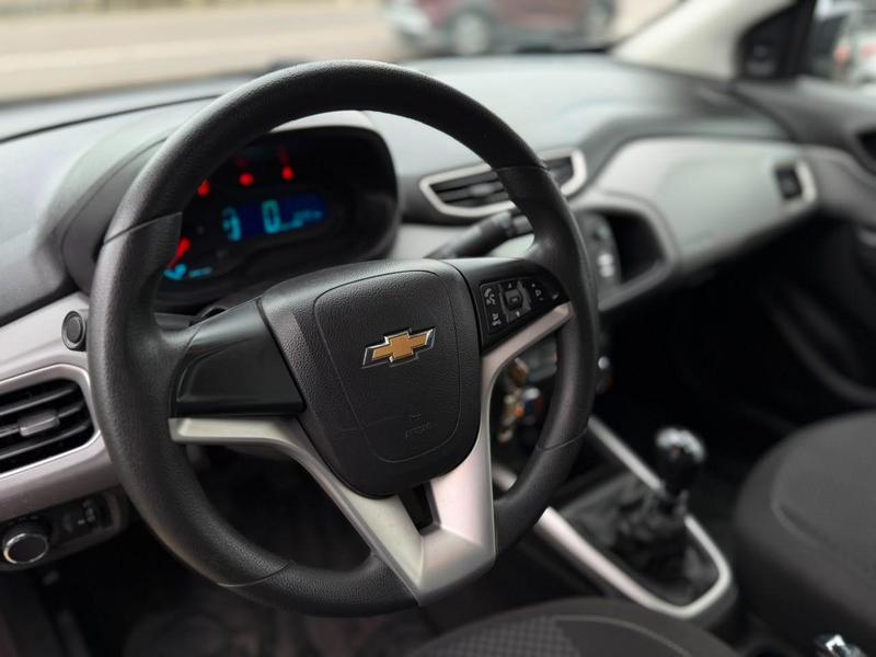Chevrolet Onix Hatch LT 1.0 8V Flexpower 5P Mec. - foto 10